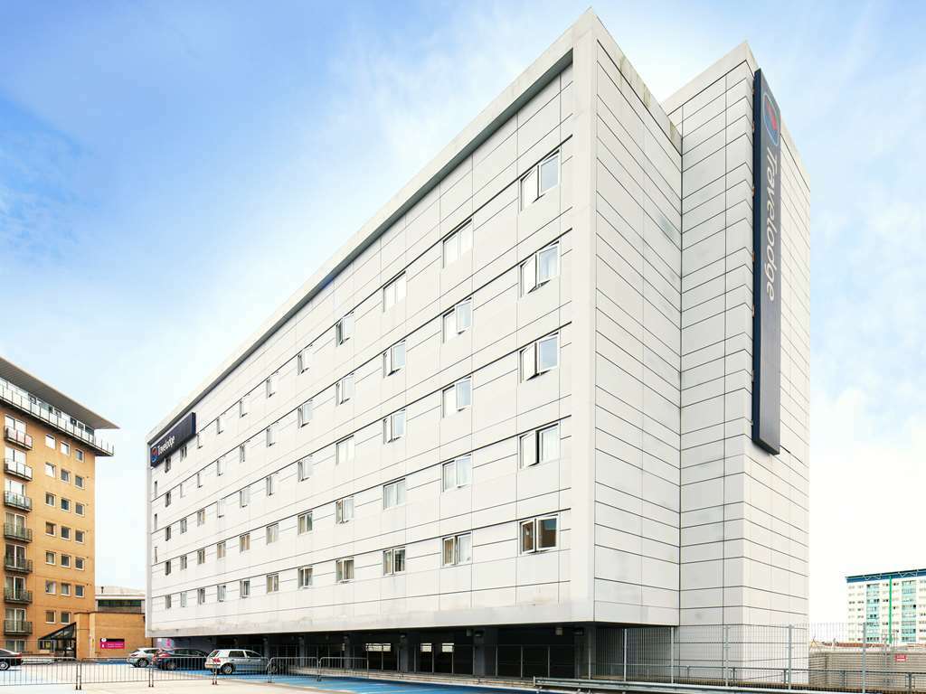 트래블로지 런던 펠트햄 호텔 Feltham 외부 사진